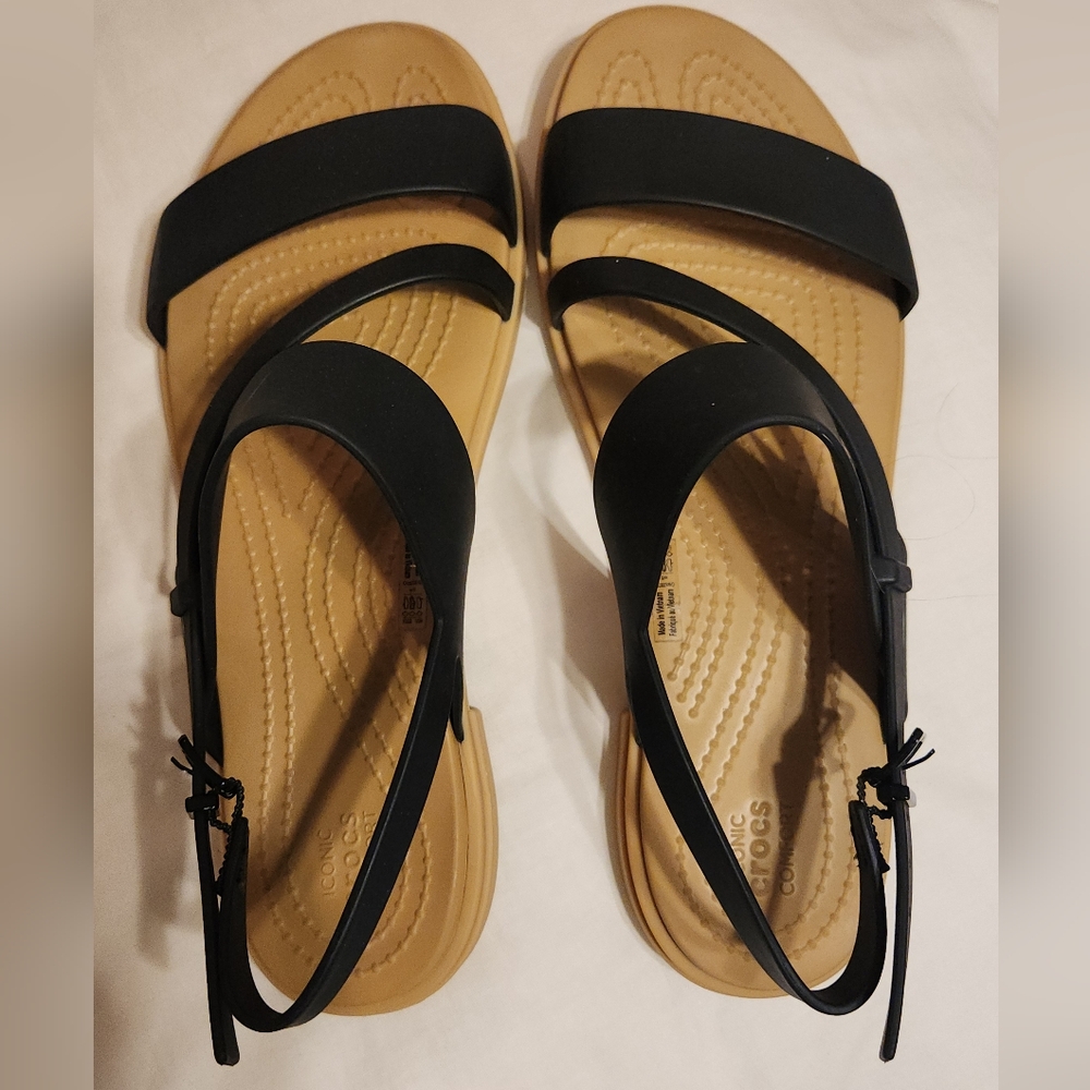 CROCS Black Tulum Strappy Sandal Size 8